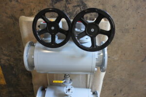 Api 6d double block and bleed (dbb) ball valve 6 Api 6d double block and bleed (dbb) ball valve